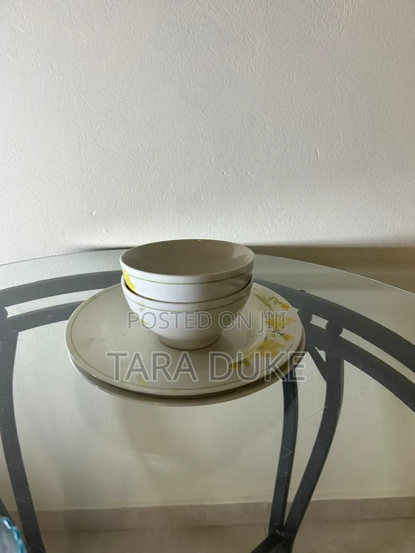 Floral Ceramic Dinnerware Pieces