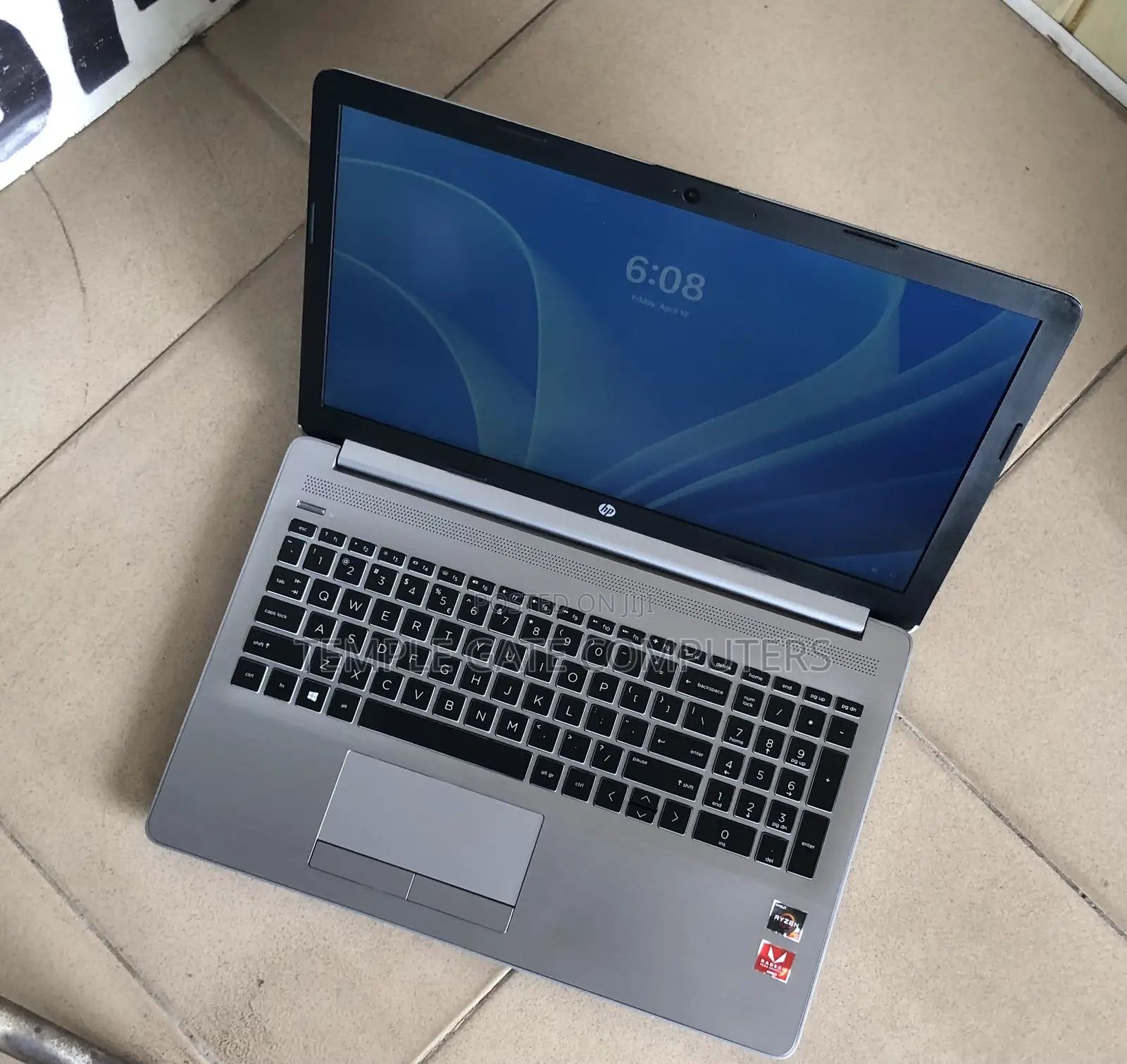 Laptop HP 255 G6 8GB AMD Ryzen 5 SSD 256GB