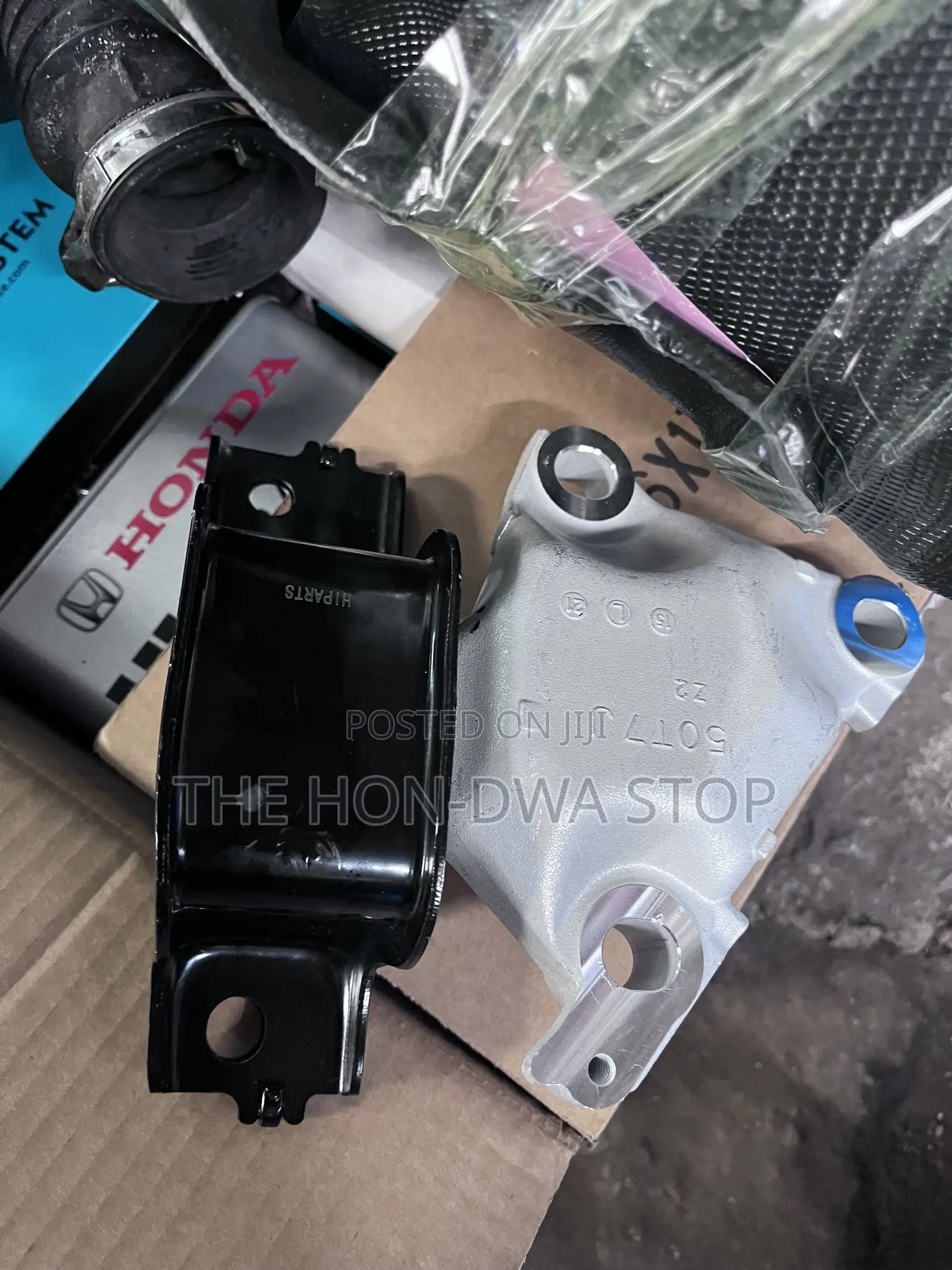 Honda HRV Gear Box Seat 2016,2017,2018,2020.q
