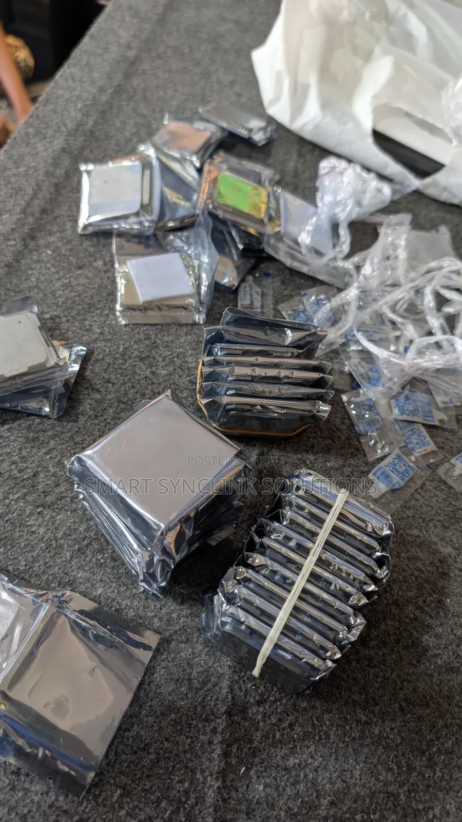 16 Cores, 32 Threads Intel Xeon E5-2682 V4