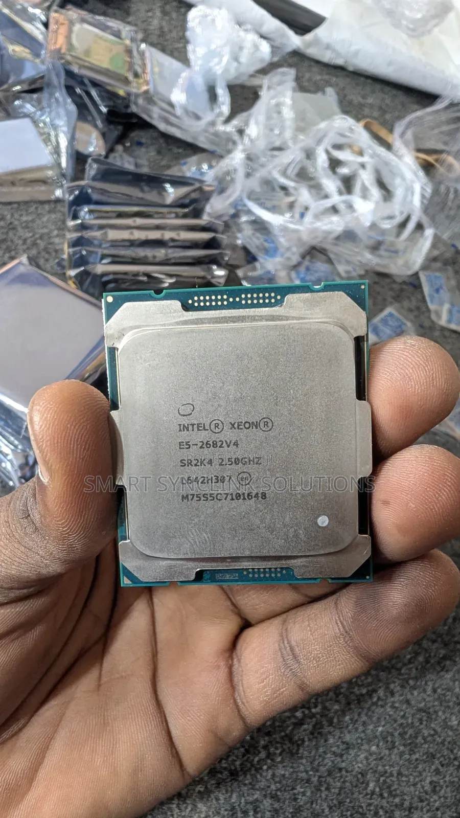 16 Cores, 32 Threads Intel Xeon E5-2682 V4