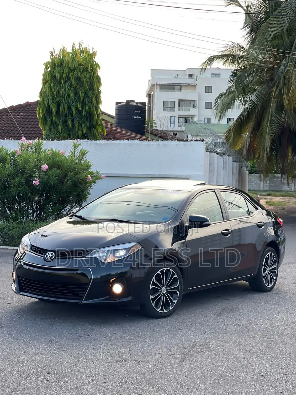 Toyota Corolla 2016 Black