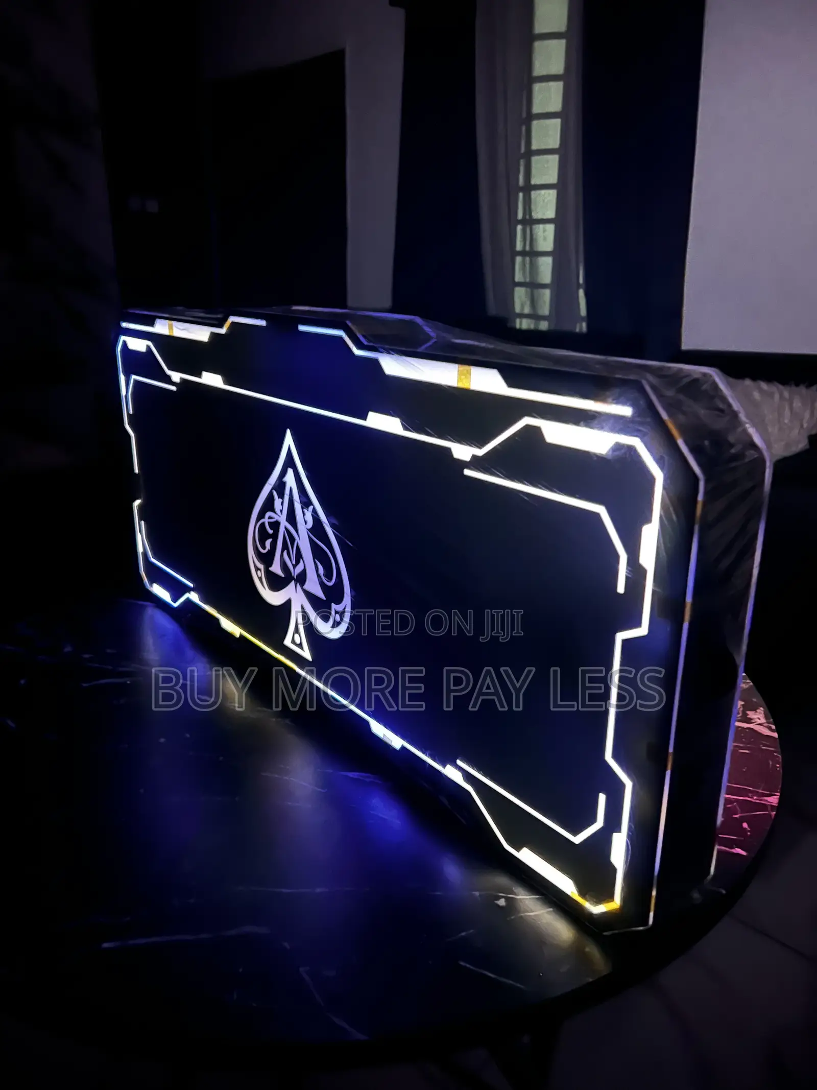 L Custom Programmable LED Acrylic Message Sign Board.