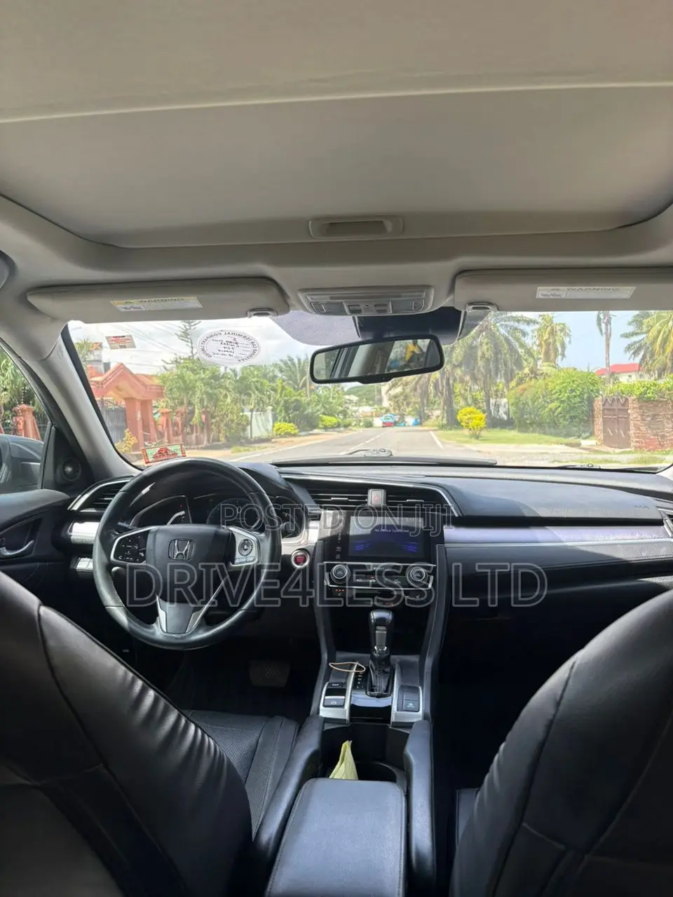 Honda Civic Touring 4dr Sedan (1.5L 4cyl) 2017 Gray
