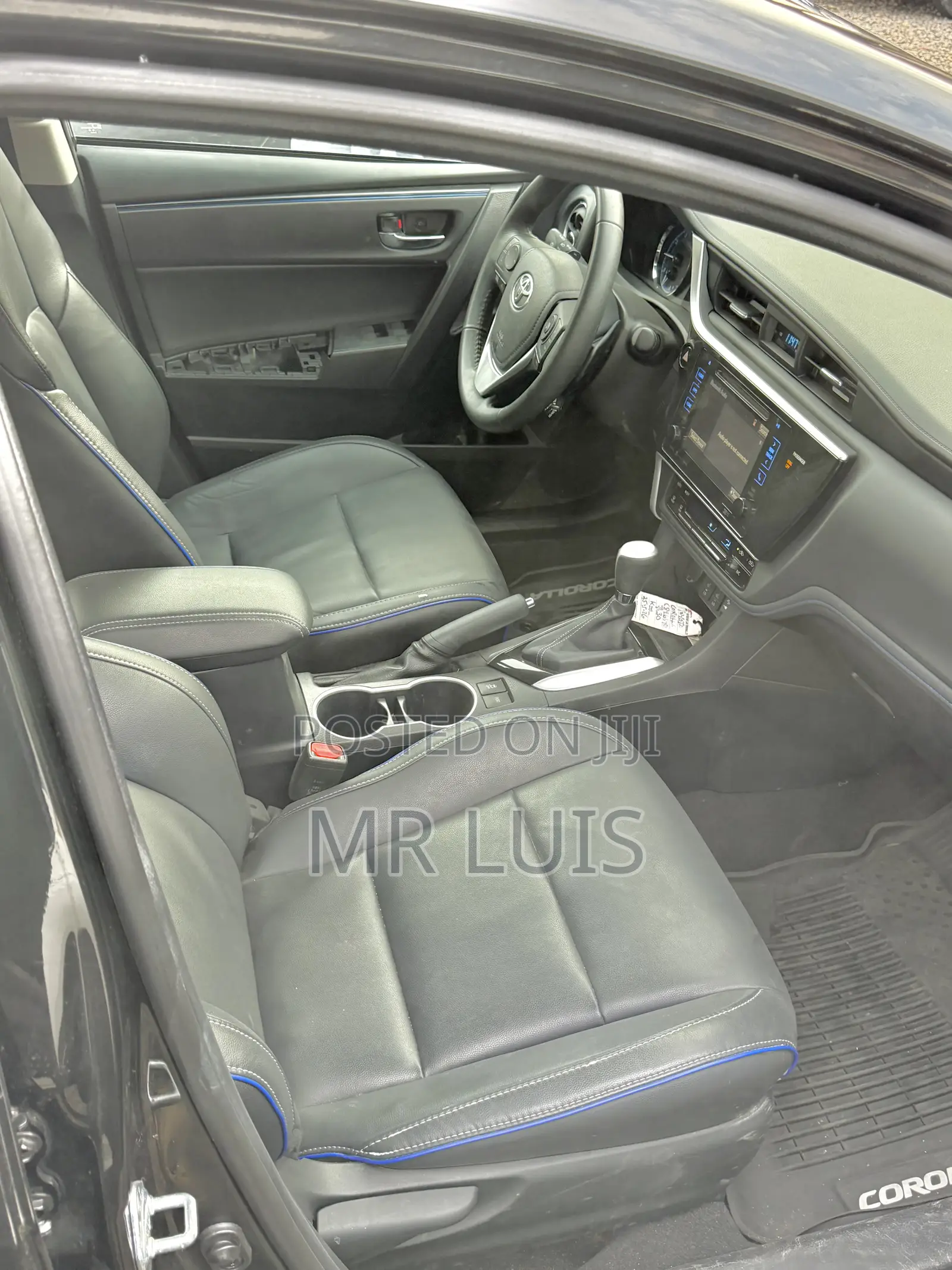Toyota Corolla XSE 4dr Sedan (1.8L 4cyl CVT) 2017 Black