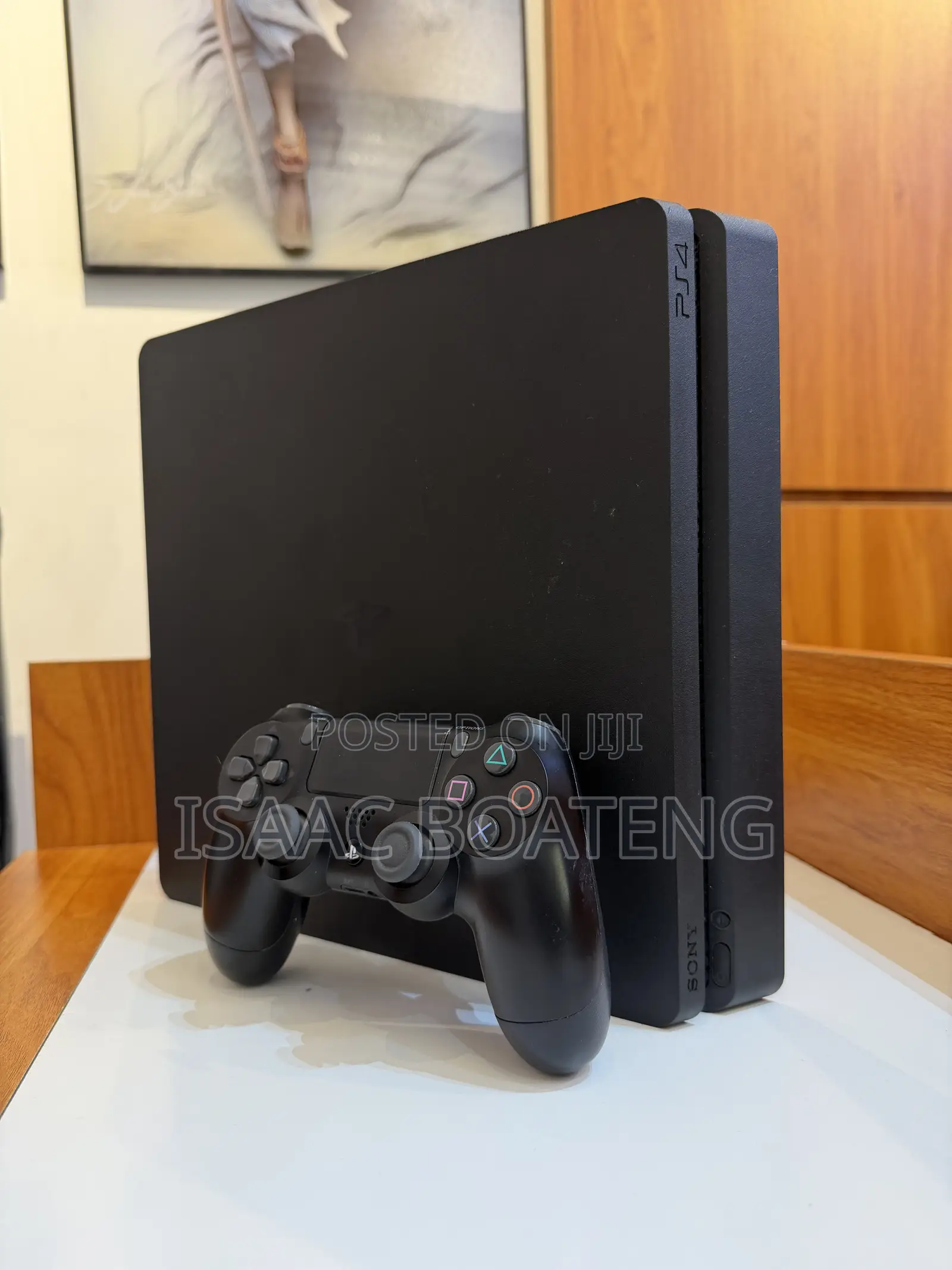 PS4 Slim 1TB 1 Controller With 17 Games Installed