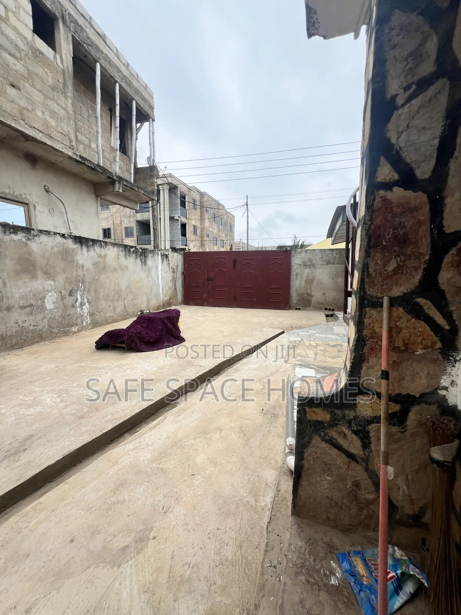 1bdrm Apartment in Burma Camp for rent