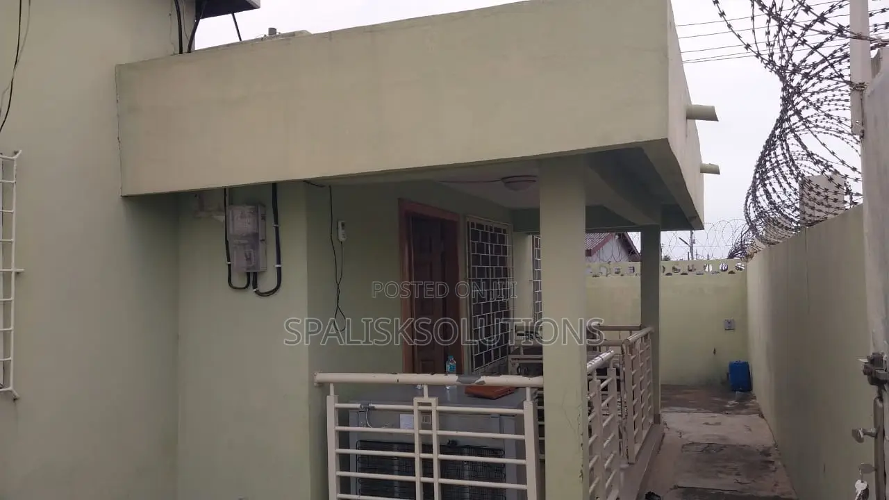 Furnished 3bdrm House in Dansoman Estate for sale