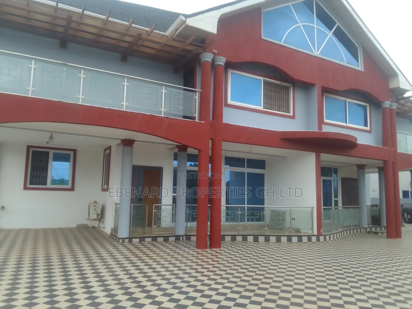 5bdrm House in Ebenard Properties, Baatsona Total for rent
