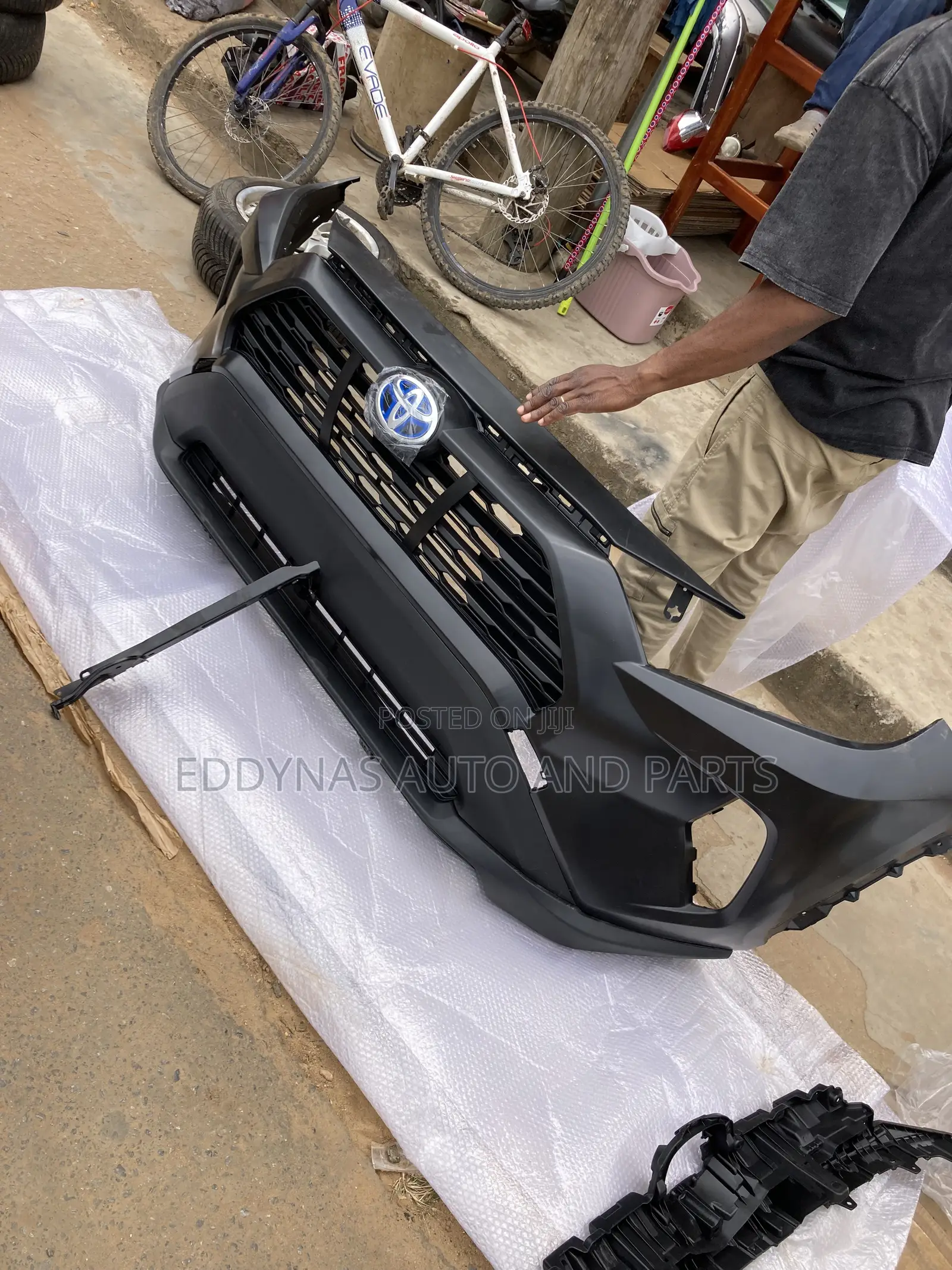 Toyota RAV4 2021 Front Bumper Complete