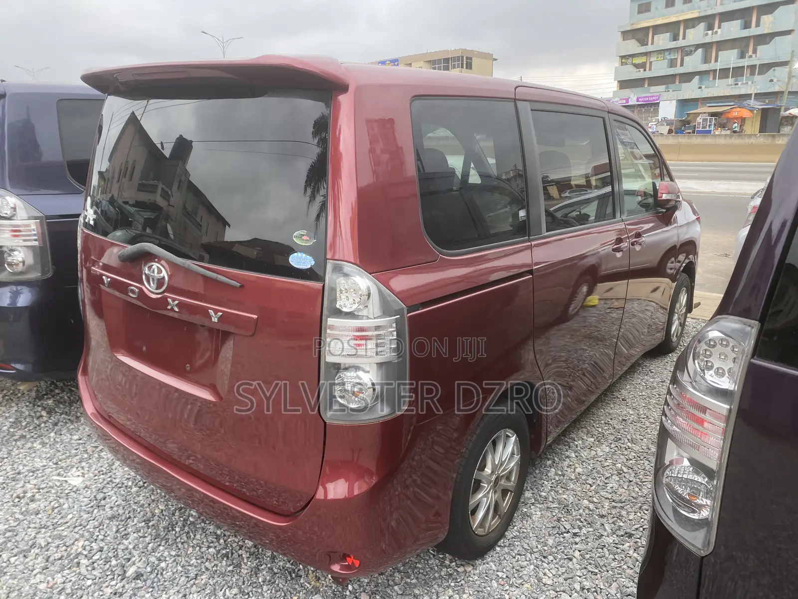 Toyota Voxy 2013 Brown