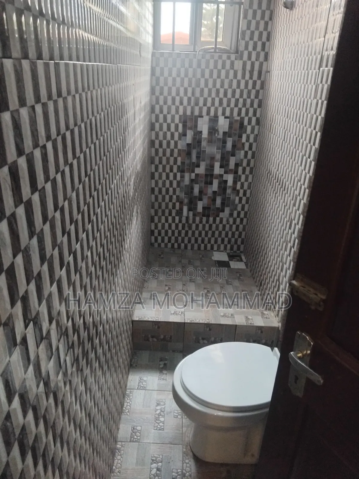 2bdrm Apartment in Hamza Estates, American House for rent