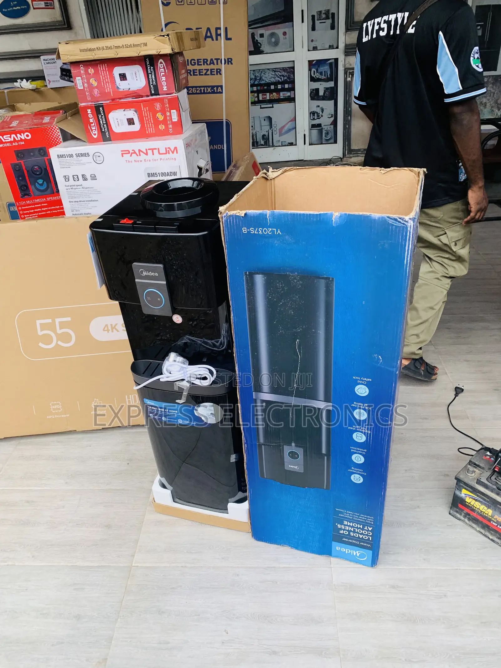 Midea Water Dispenser 30L Black