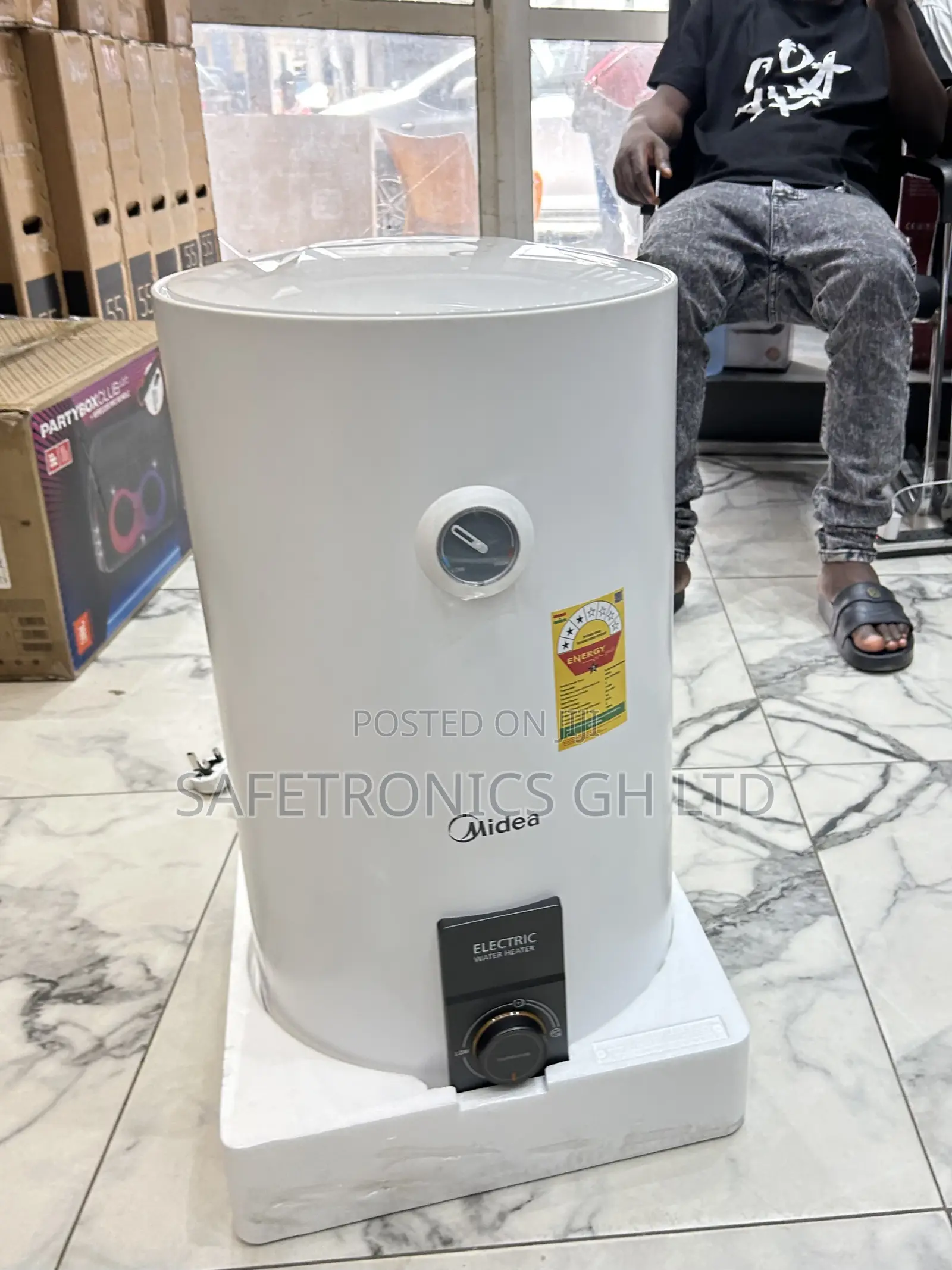 Ultra Sleek Midea 50L Horizontal Electric Water Heater 1500W D50-15a6