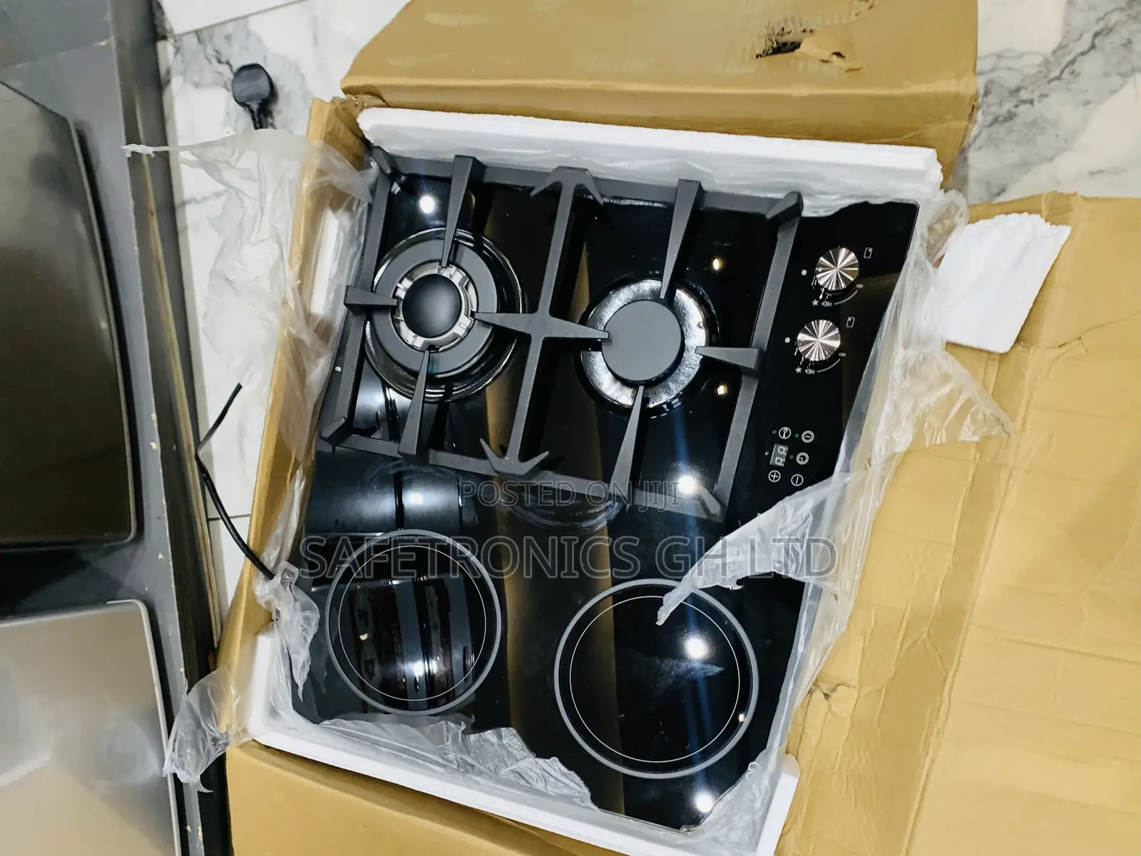 Fresh Sealed Kenwood Black Glass 2 Gas Burners and 2 Electric Hob