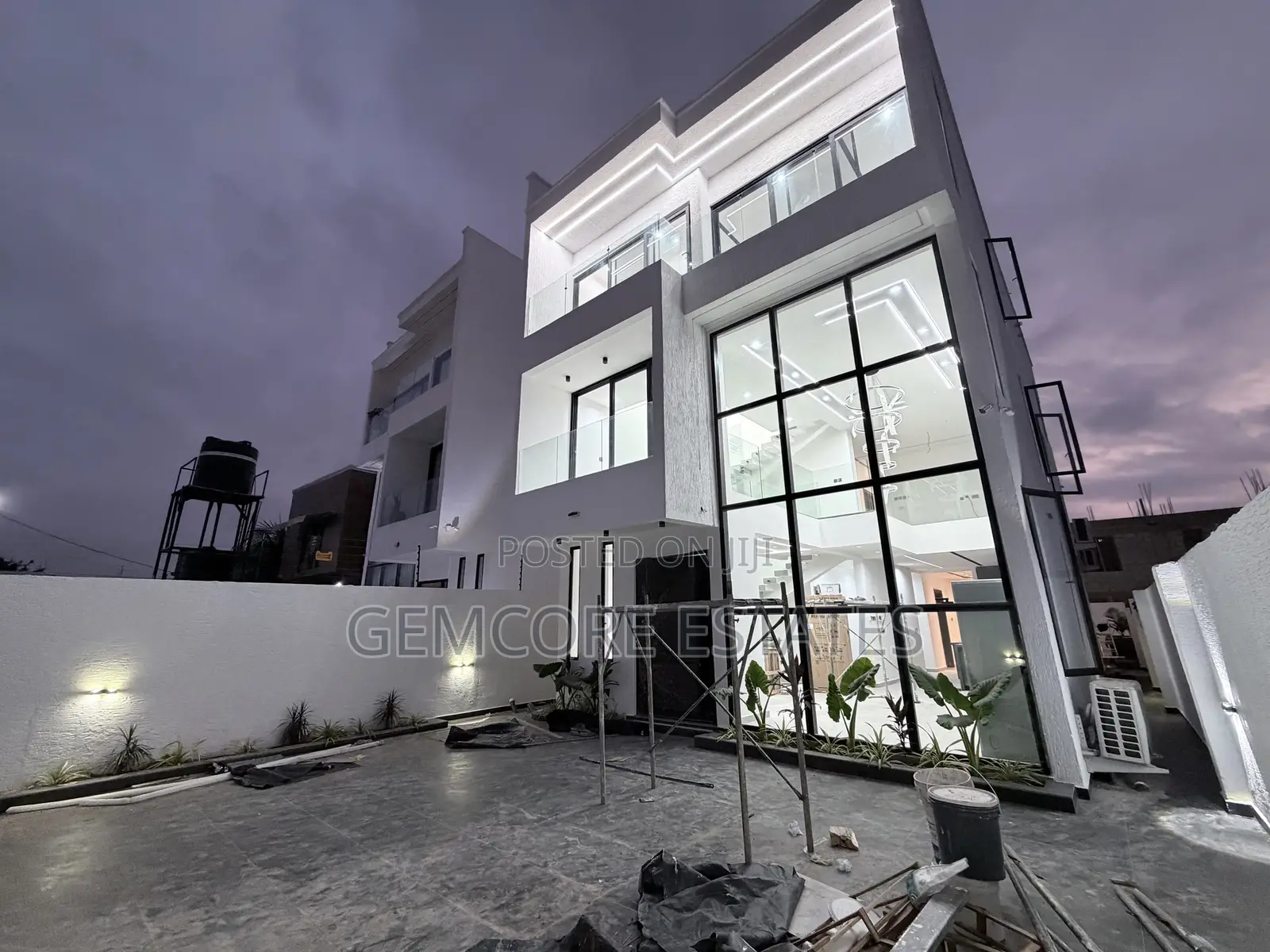Furnished 4bdrm House in Nanakrom, Ashaley Botwe for sale