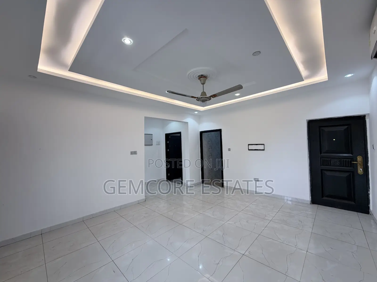 2bdrm Apartment in West Trasacco, Ashaley Botwe for rent