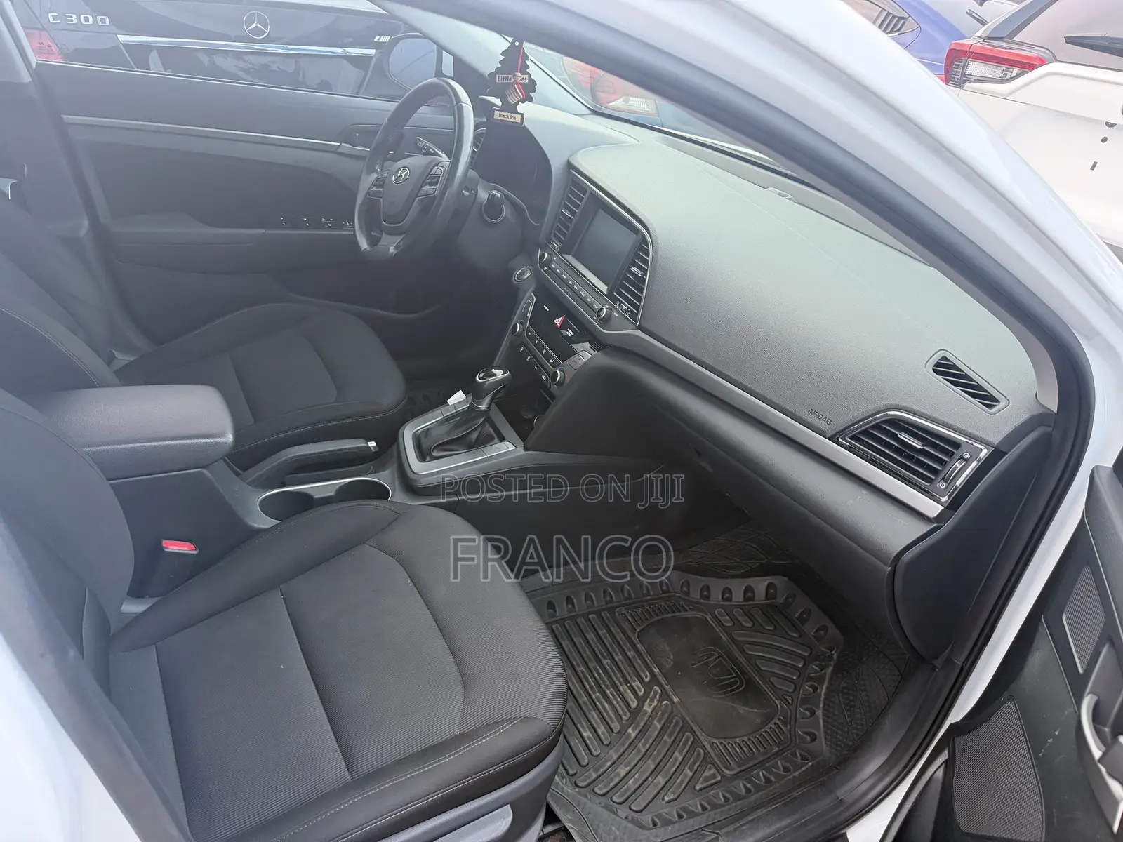 Hyundai Elantra SEL 2018 White