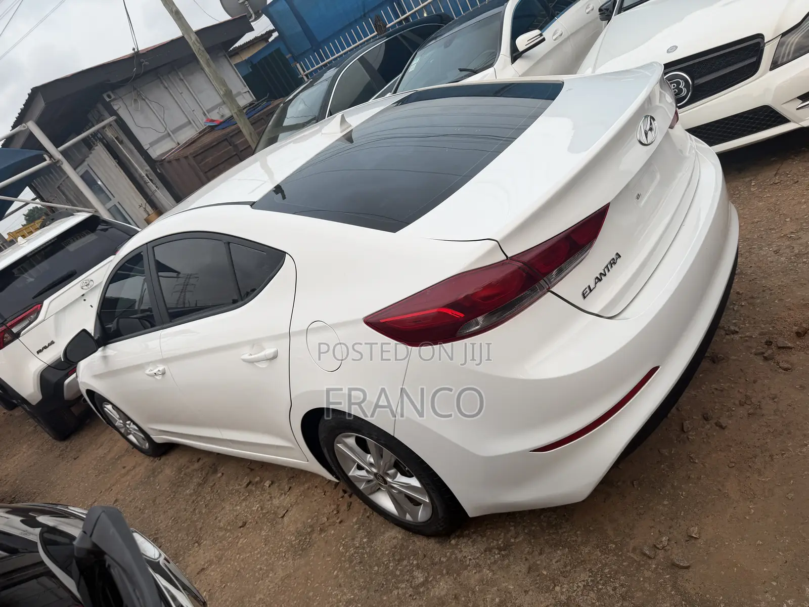 Hyundai Elantra SEL 2018 White