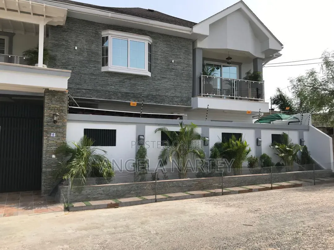 4bdrm House in East Legon, Accra Metropolitan for sale