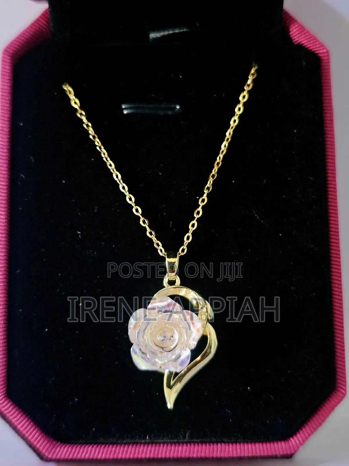 Stunning Ladies Necklaces for Her