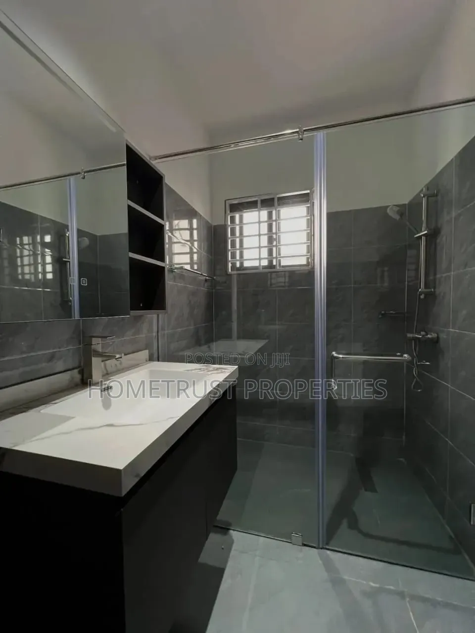 3bdrm Duplex in East Legon Trassaco, Boundary Road Area for sale