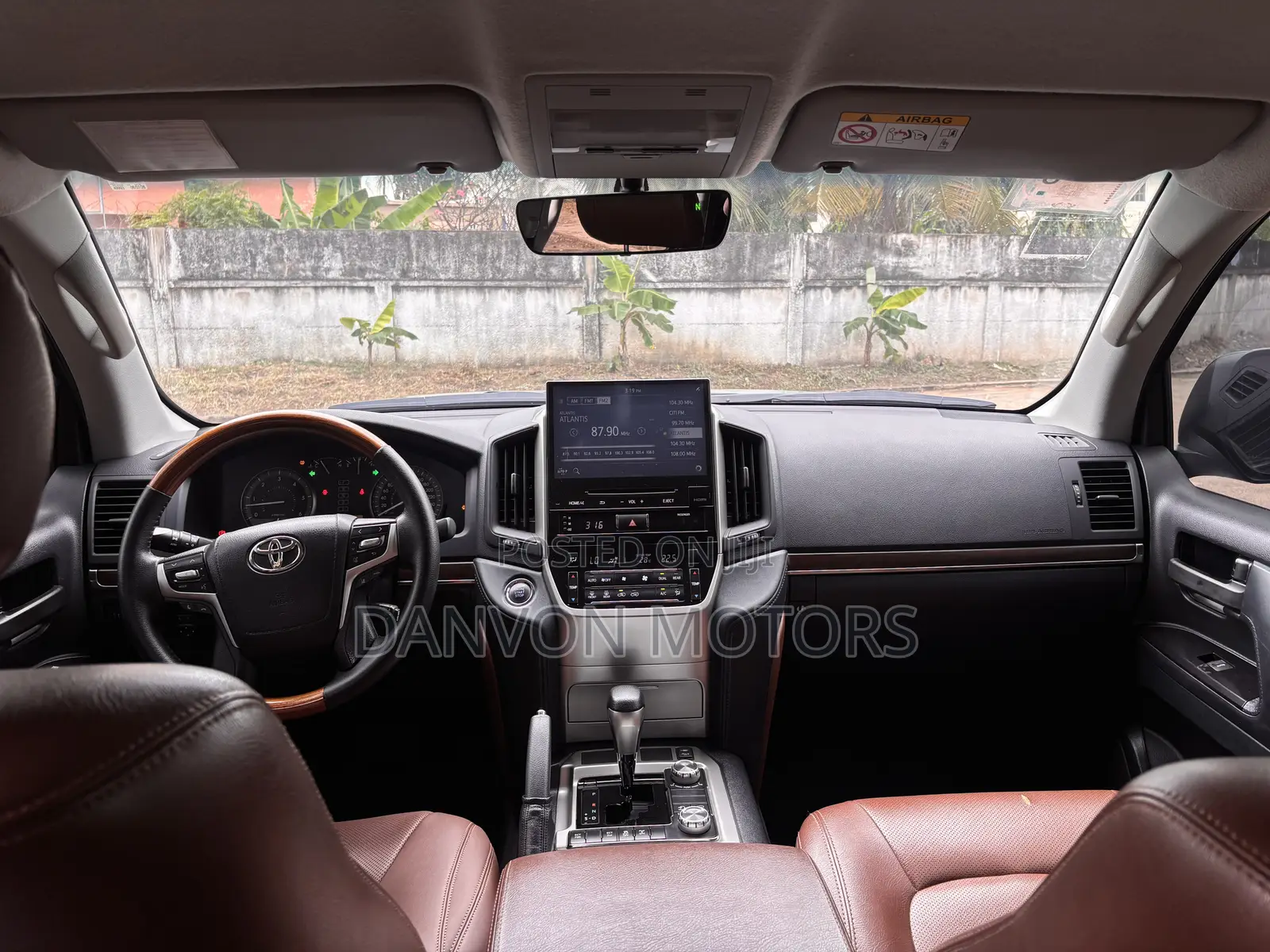Toyota Land Cruiser 5.7 V8 VX-S 2021 Black