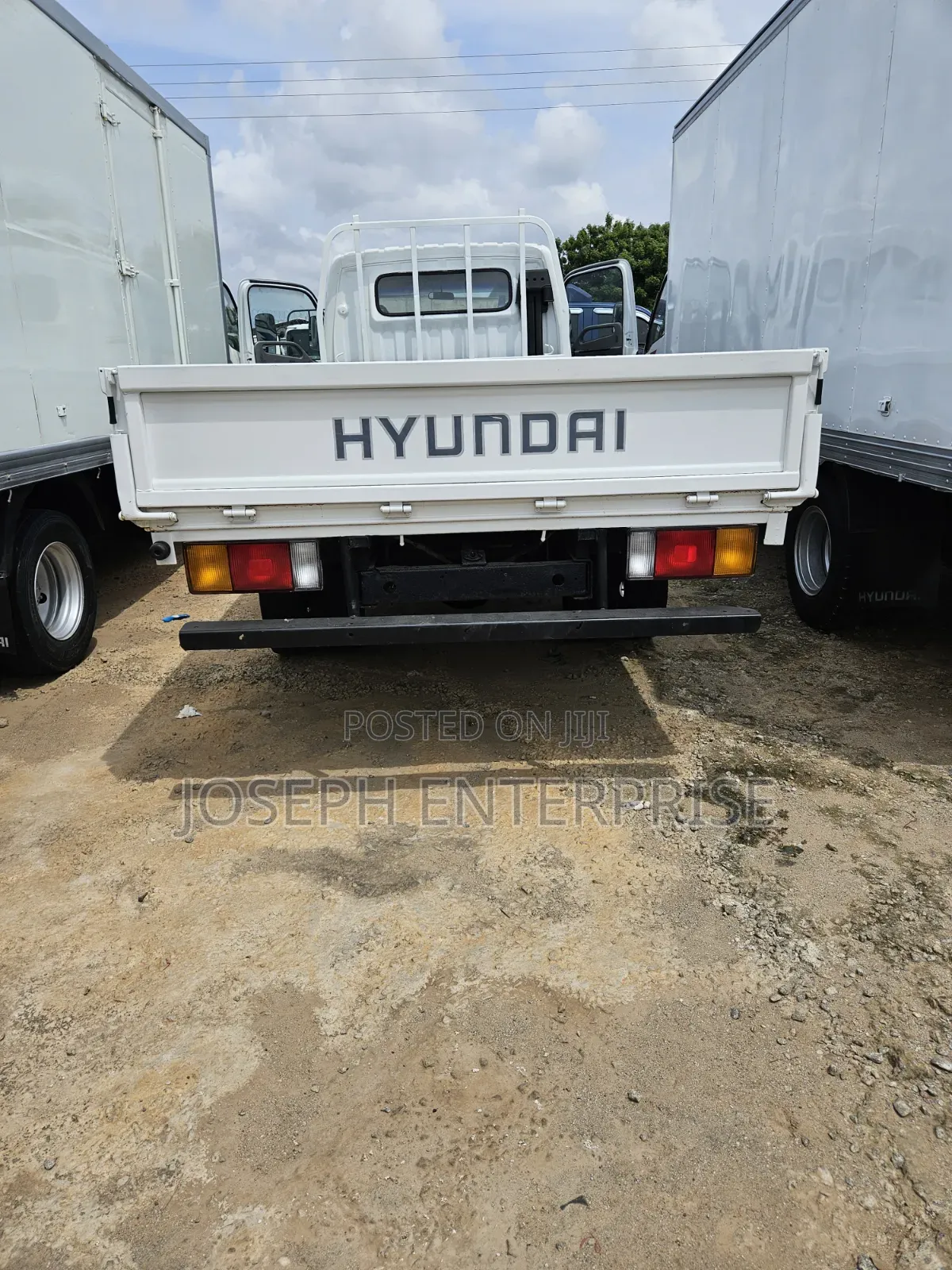 Hyundai Mighty Truck