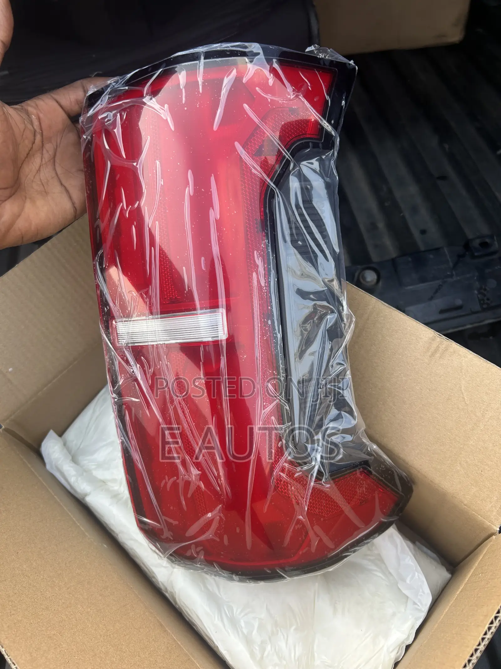 Toyota Tacoma 2022-2023-2024 Spec Tail Light