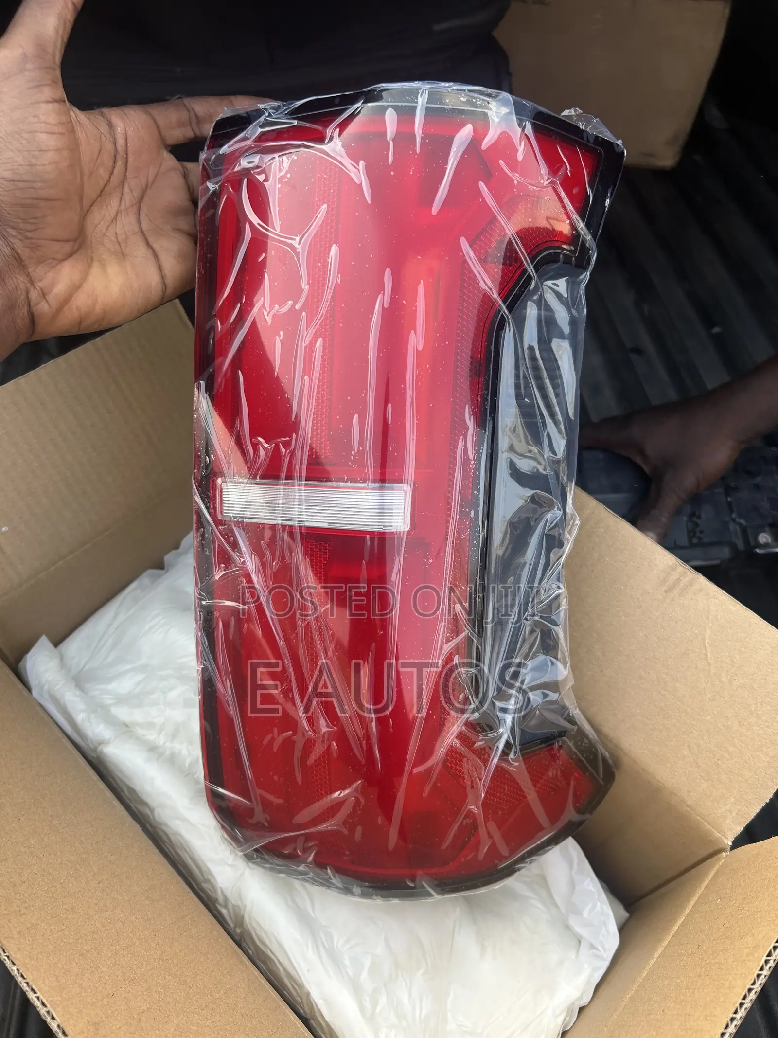 Toyota Tacoma 2022-2023-2024 Spec Tail Light