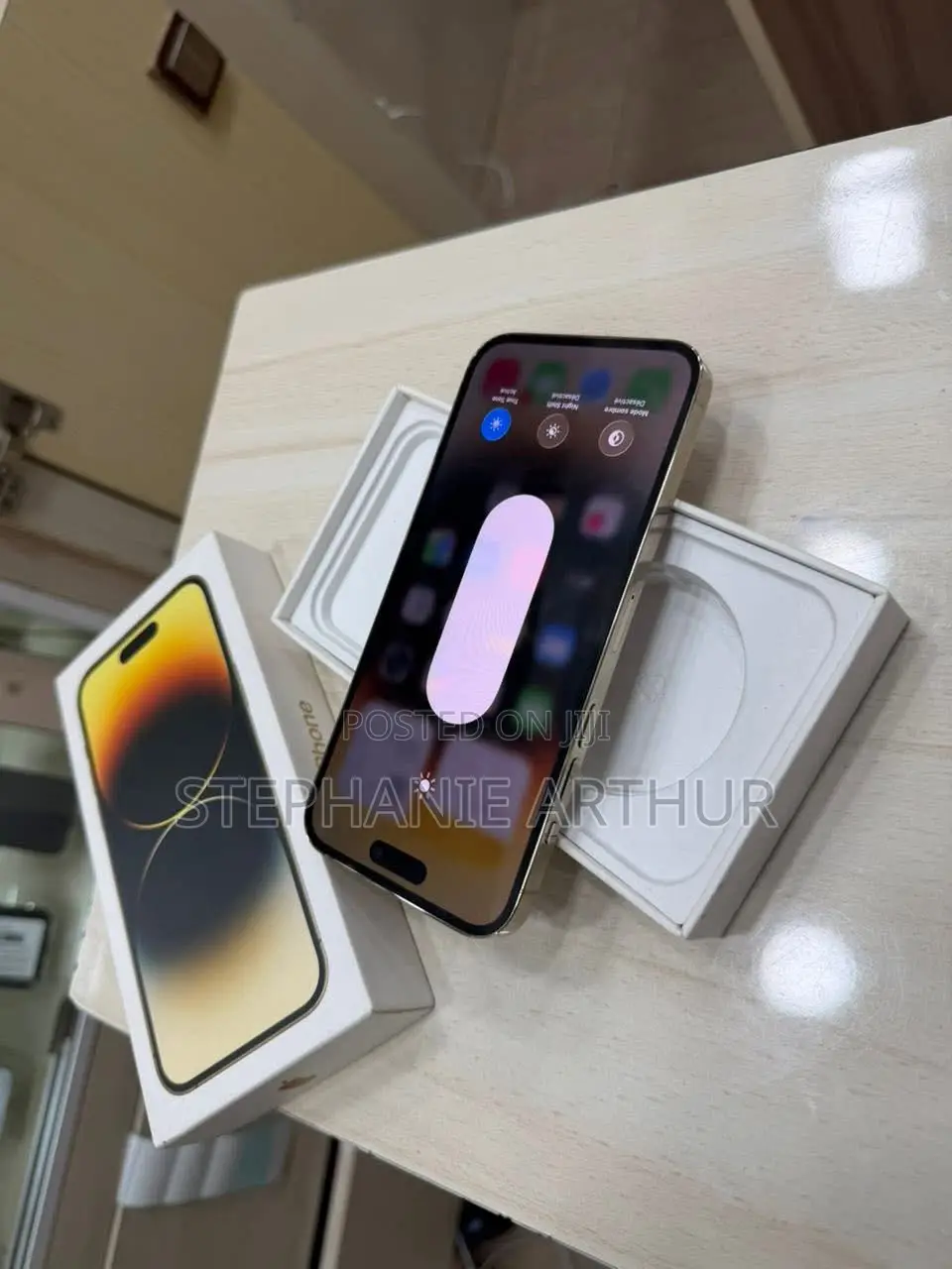 Apple iPhone 14 Pro Max 256 GB Gold