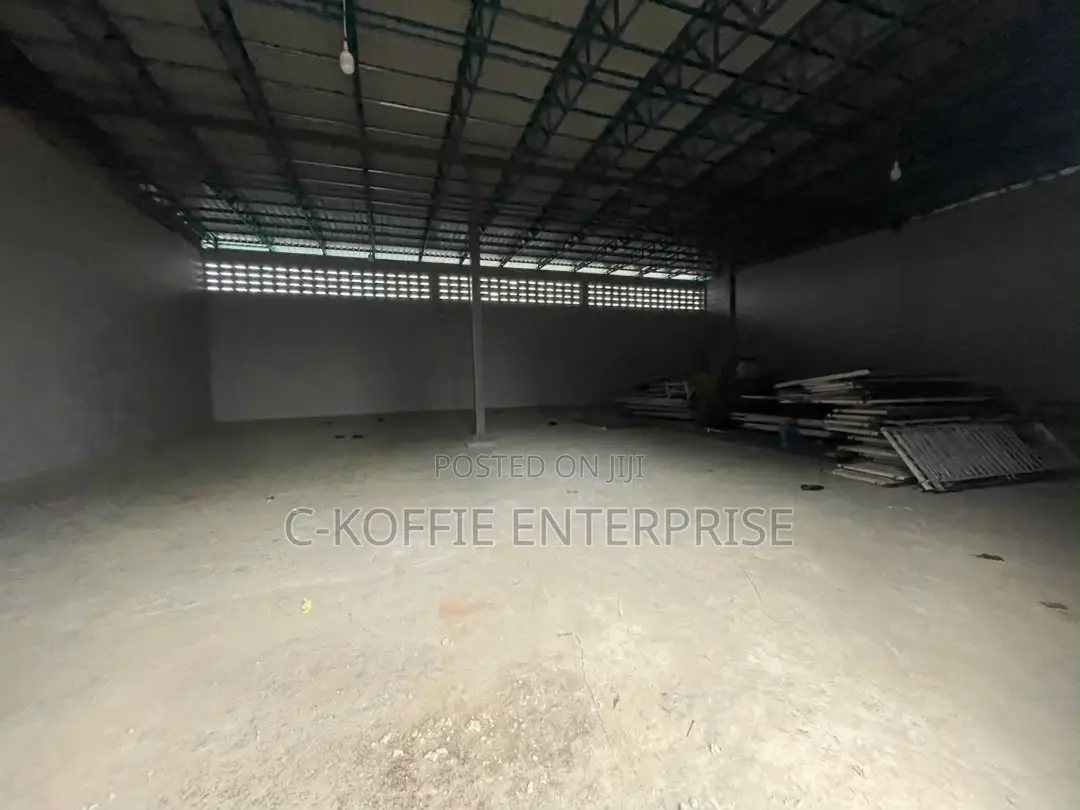 Prime 501sqm Warehouse at Spintex