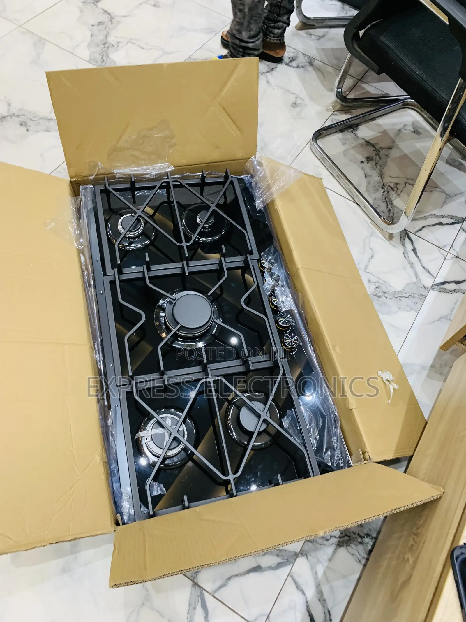Get a New Sleek Built in Kenwood 90Cm 5burner All Gas