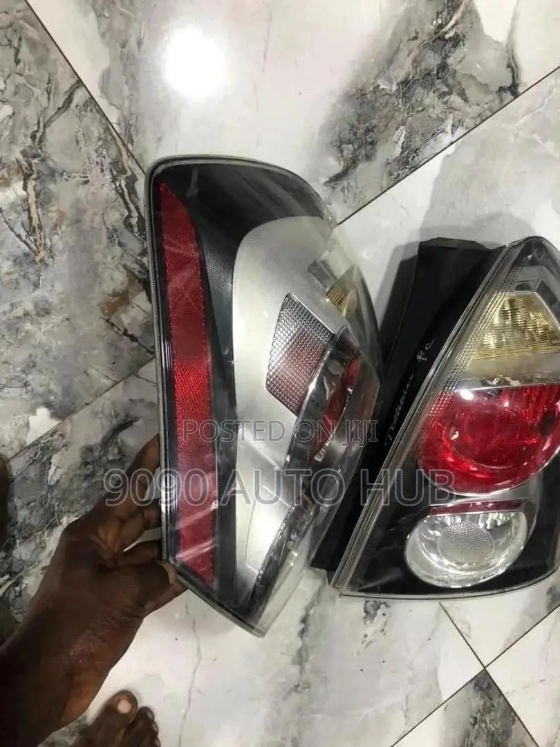 2009 Pontiac Vibe Taillight (Foreign Used – Premium OEM)