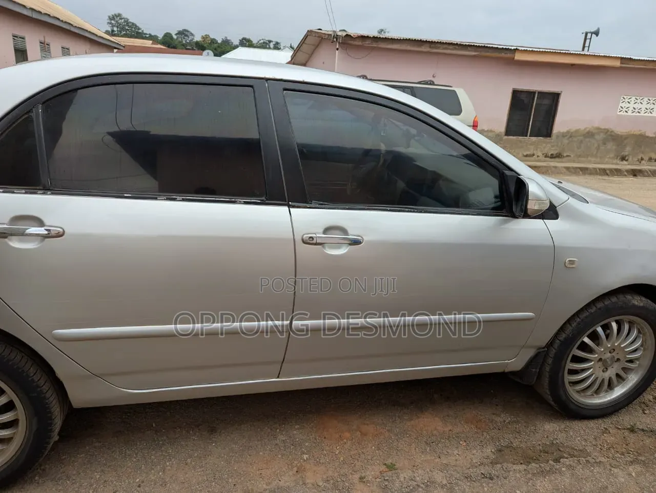 Toyota Corolla LE 4dr Sedan (1.8L 4cyl 4A) 2010 Silver