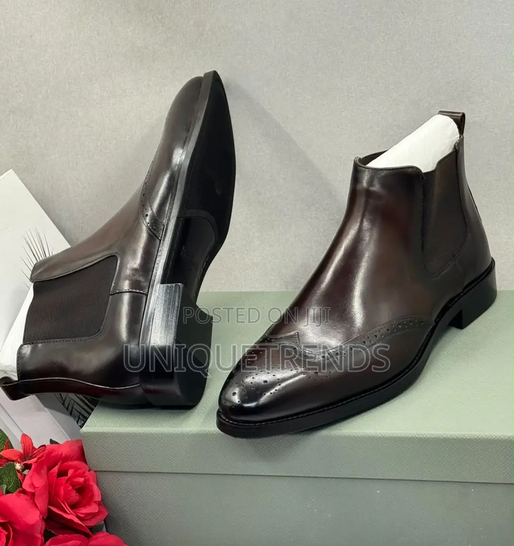 Executive Berluti Leather Brogue Chelsea Boots (Brown)