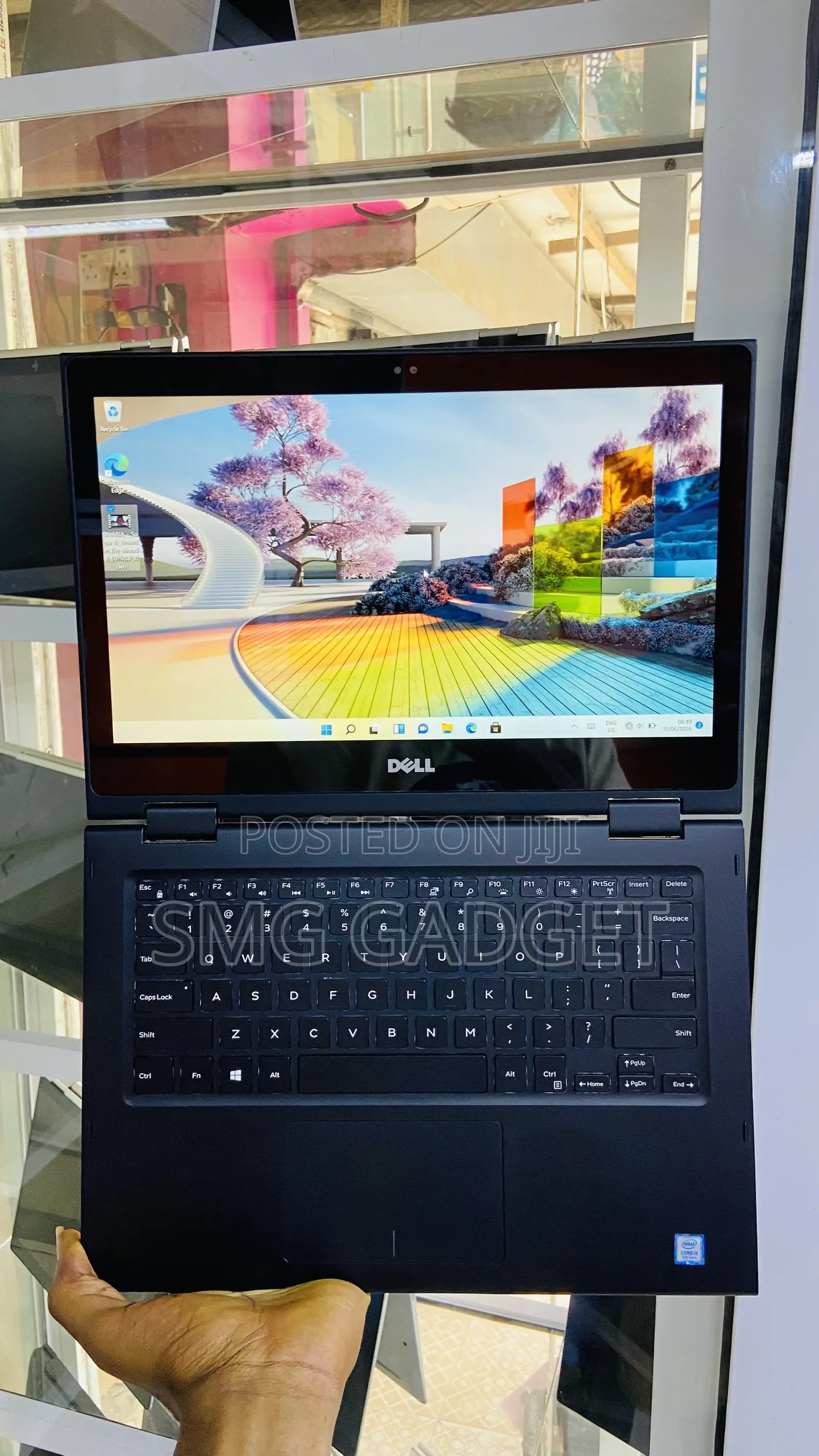 Laptop Dell Latitude 3390 2-in-1 8GB Intel Core i5 SSD 256GB