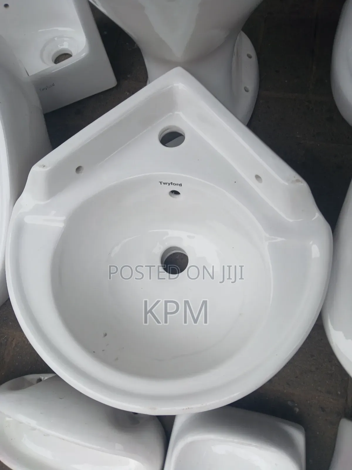 Twyford Ceramic Corner Wall Hung Small Size Basin