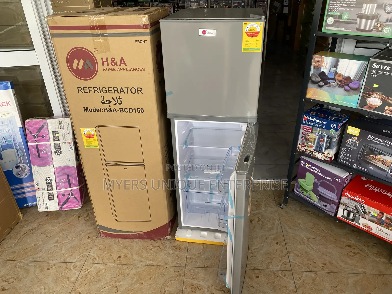 Compact Double Door Fridge Suitable for Home,kitchen,etc
