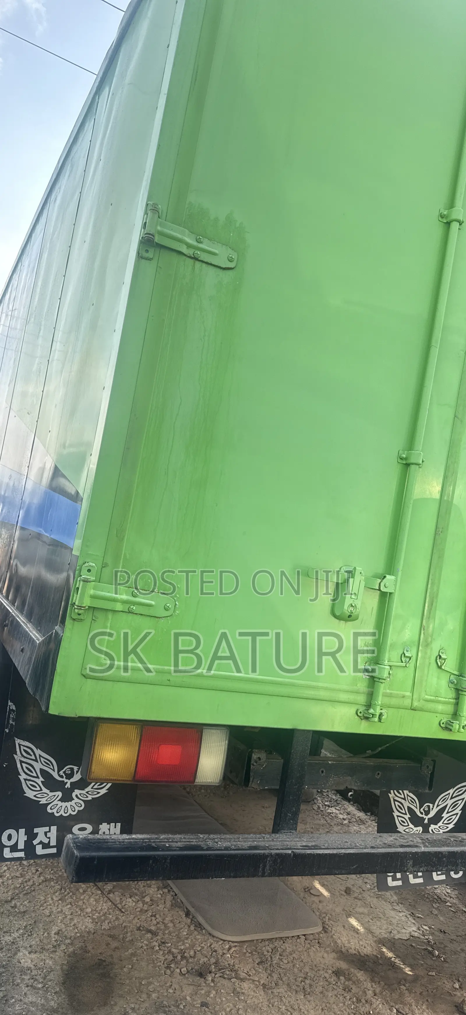 Kia Rhino Container