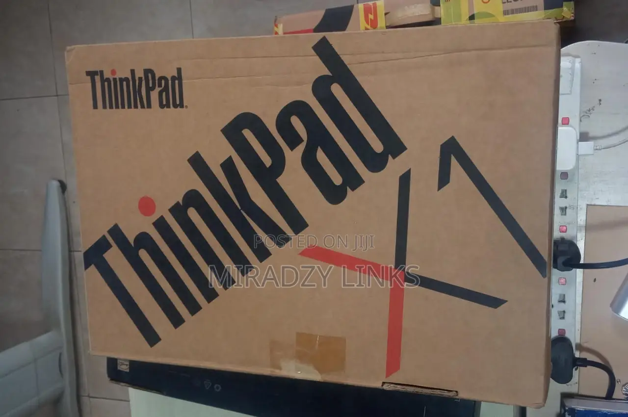 New Laptop Lenovo ThinkPad X1 16GB Intel Core i7 SSD 512GB