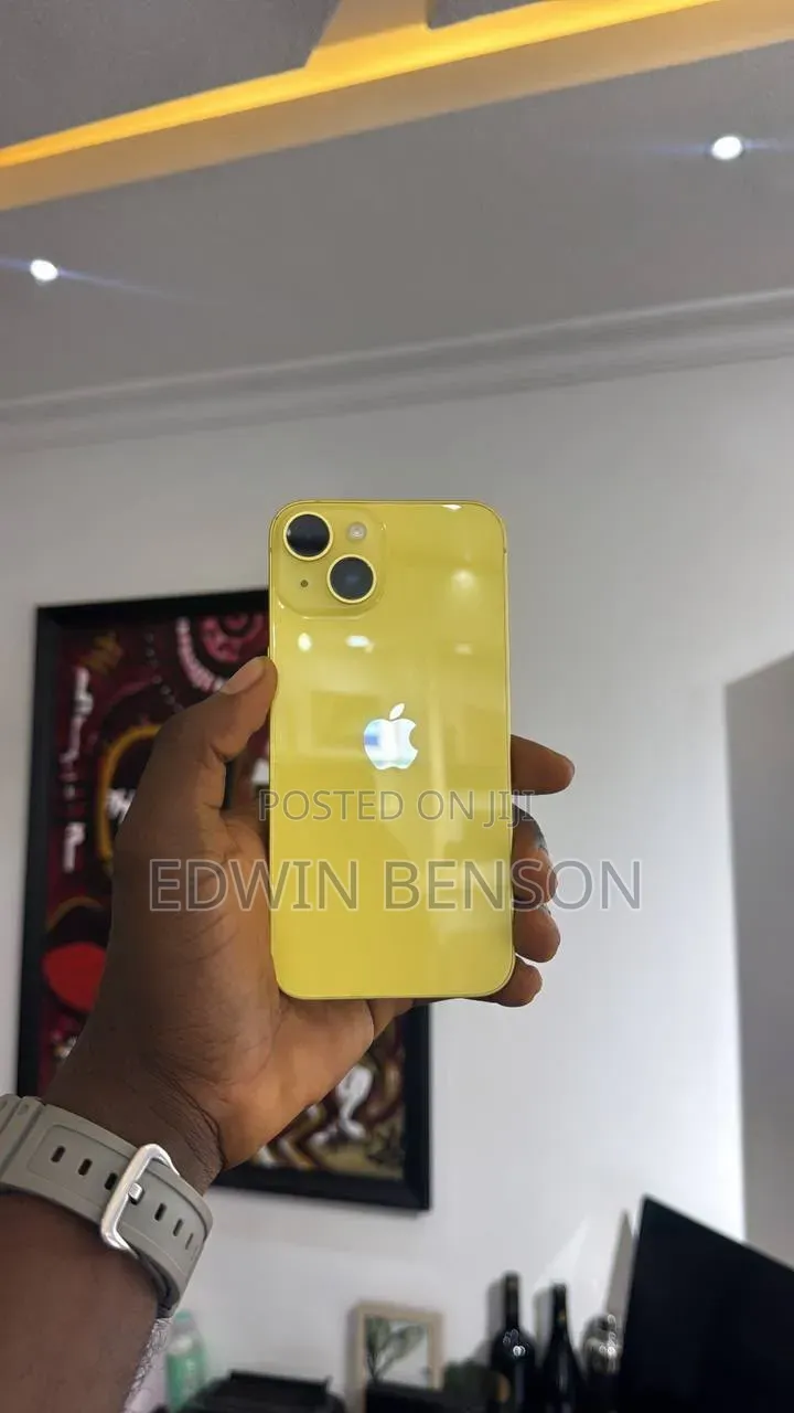 Apple iPhone 14 128 GB Yellow