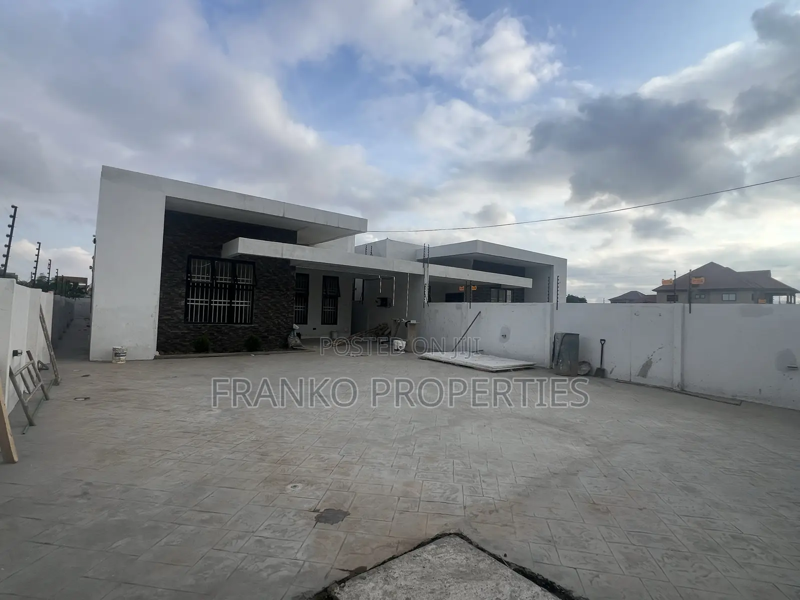 3bdrm House in Franko Properties, School Junction for sale