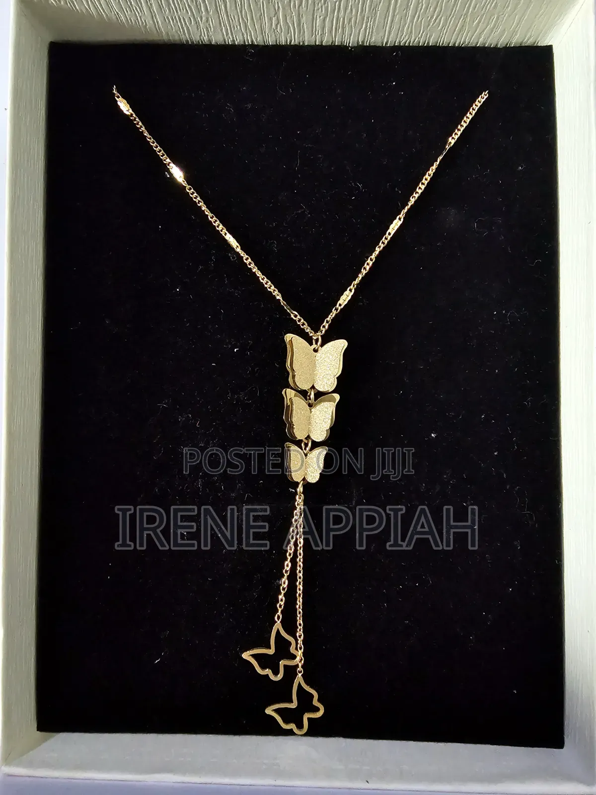 Flattering Ladies Necklaces