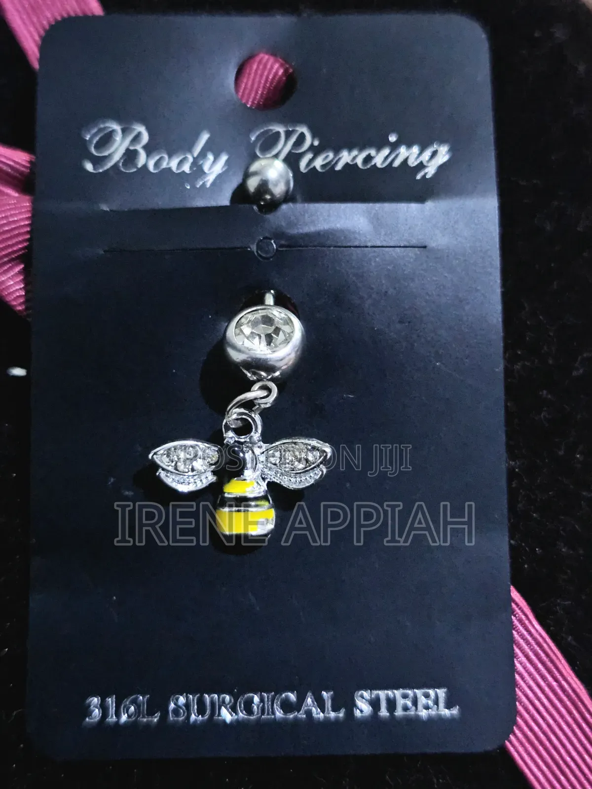 Belly Piercing(real)