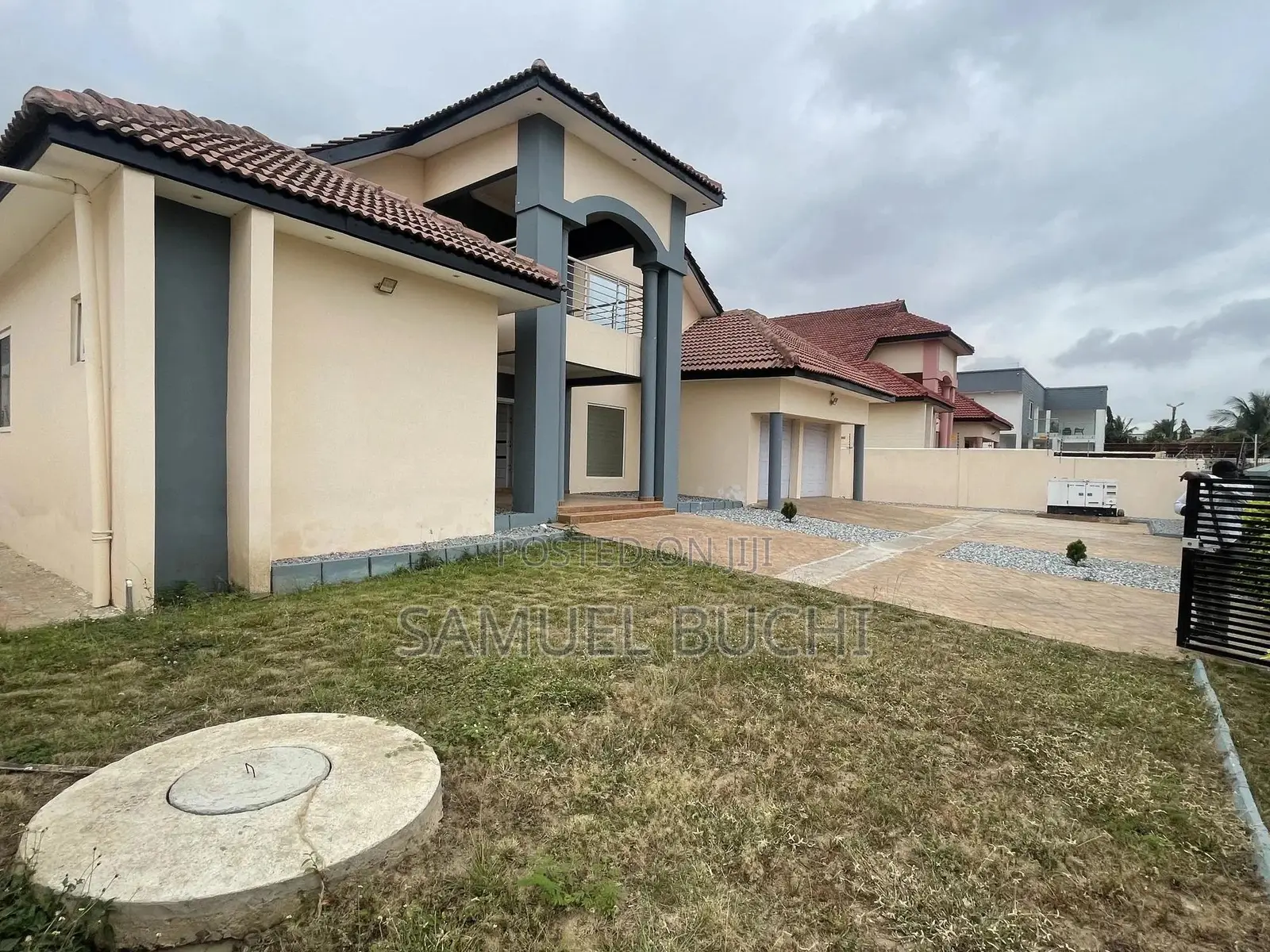 4Bedrooms Mansion for Rent