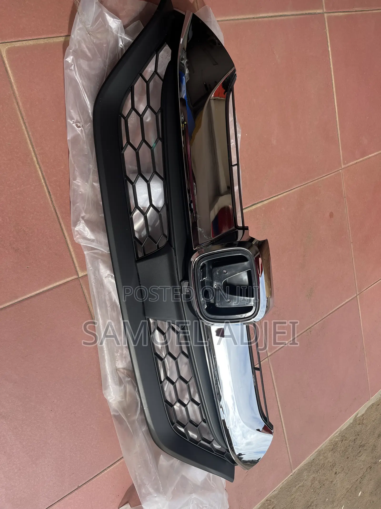 Honda CR-V 2017 to 2019 Front Shells/Grille.