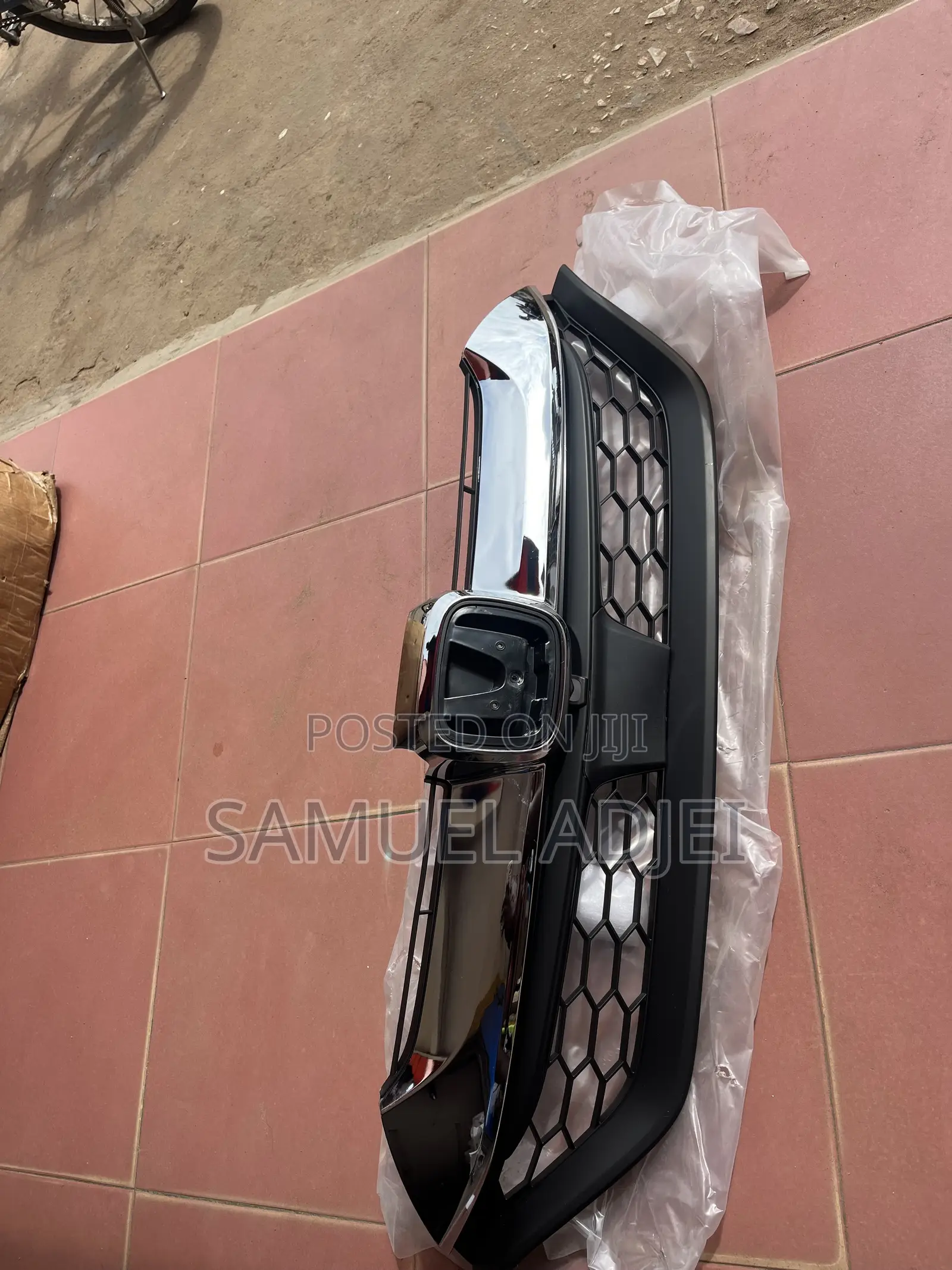 Honda CR-V 2017 to 2019 Front Shells/Grille.
