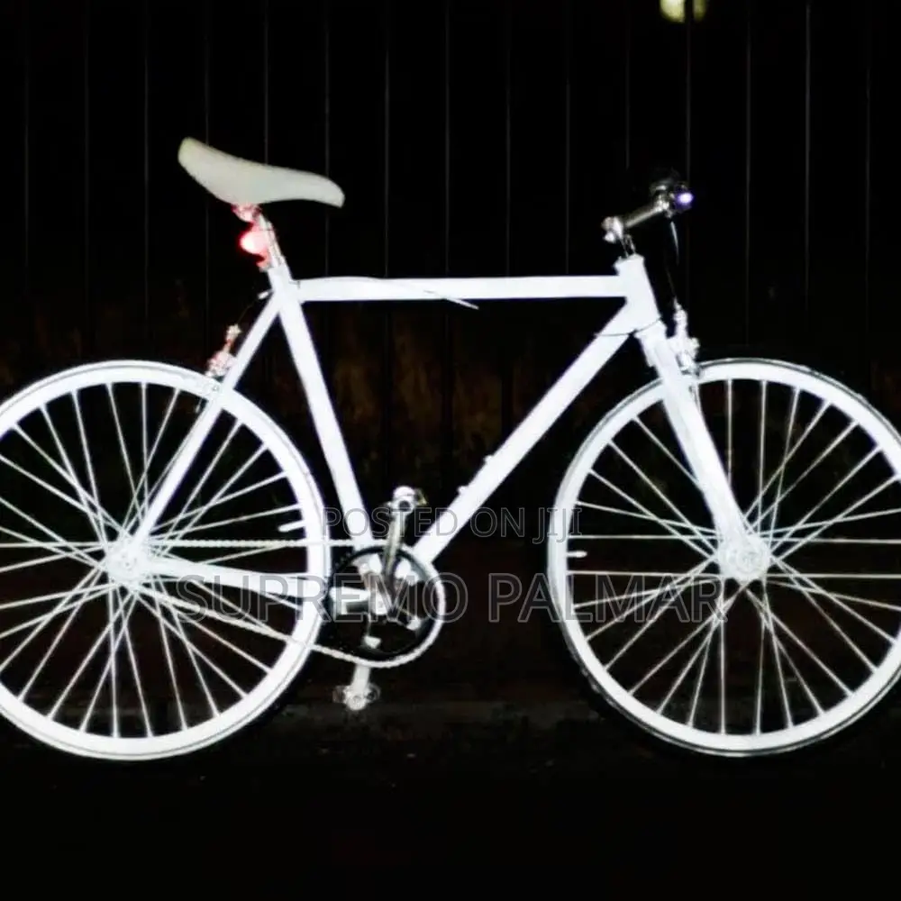 Reflective Finish Spray for Safety
