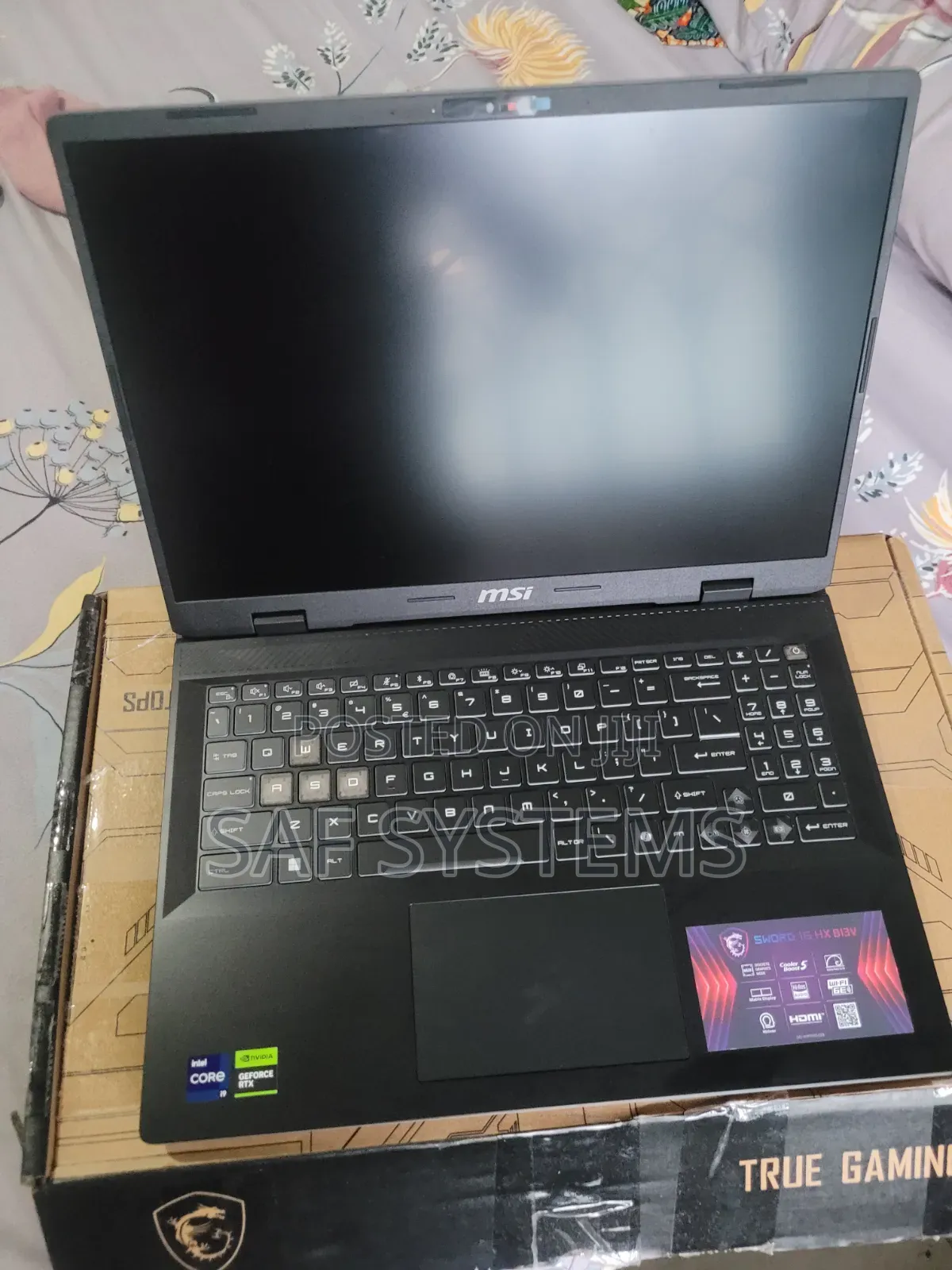 New Laptop MSI MSI Sword 17 32GB Intel Core i9 SSD 1T